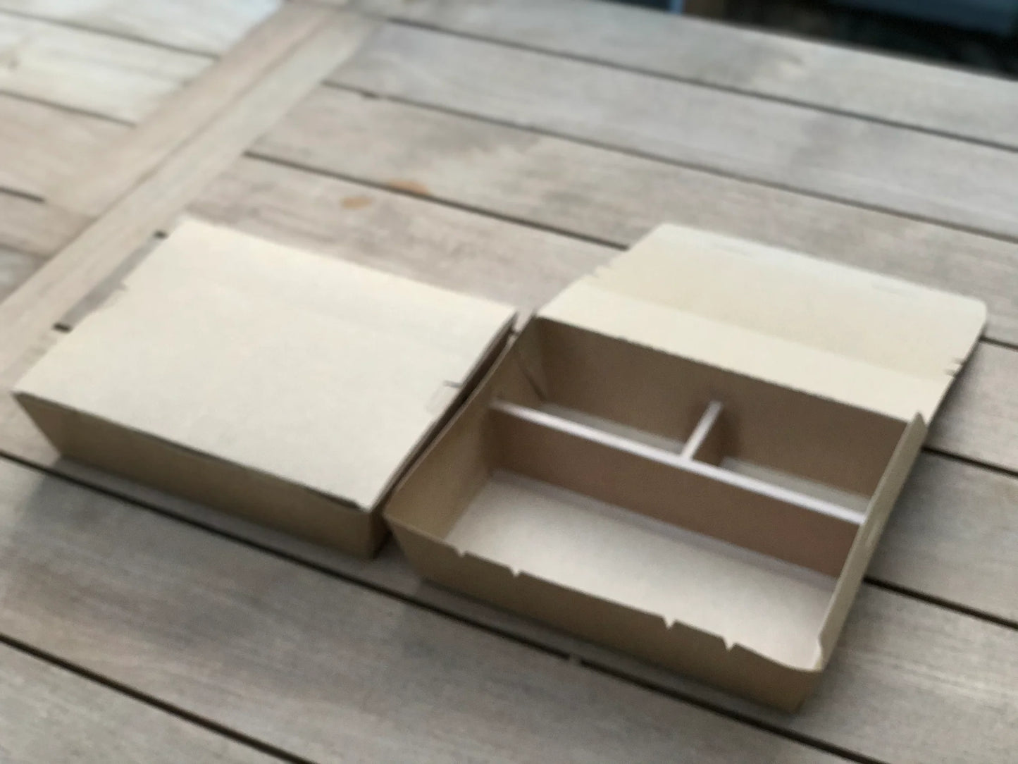11" x 9" 3 Compartment Bento Box w/ Attached Lid | Paper Board
