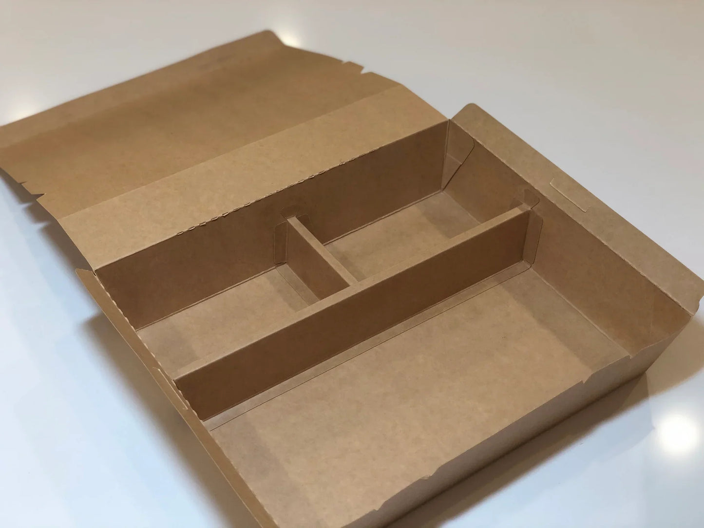 11" x 9" 3 Compartment Bento Box w/ Attached Lid | Paper Board (Case of 150)