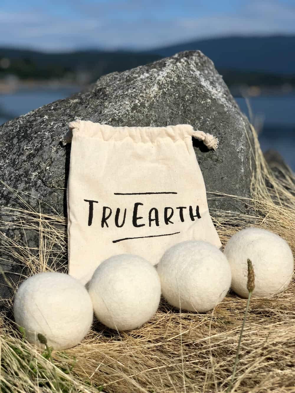 Tru Earth 4-pack Wool Dryer Balls | Reusable | 100% Sheep Wool